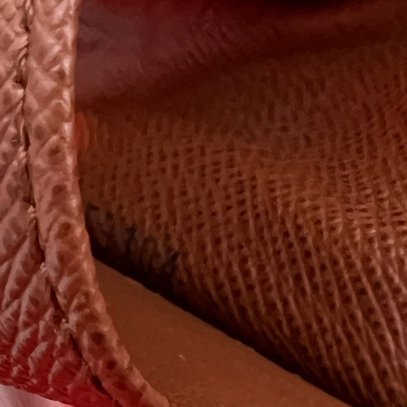 Authentic Louis Vuitton Monogram Key Holder - Picture 7 of 9